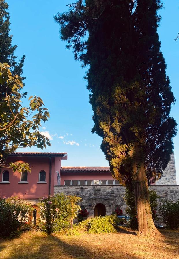 Vila Tartini Струньян Экстерьер фото